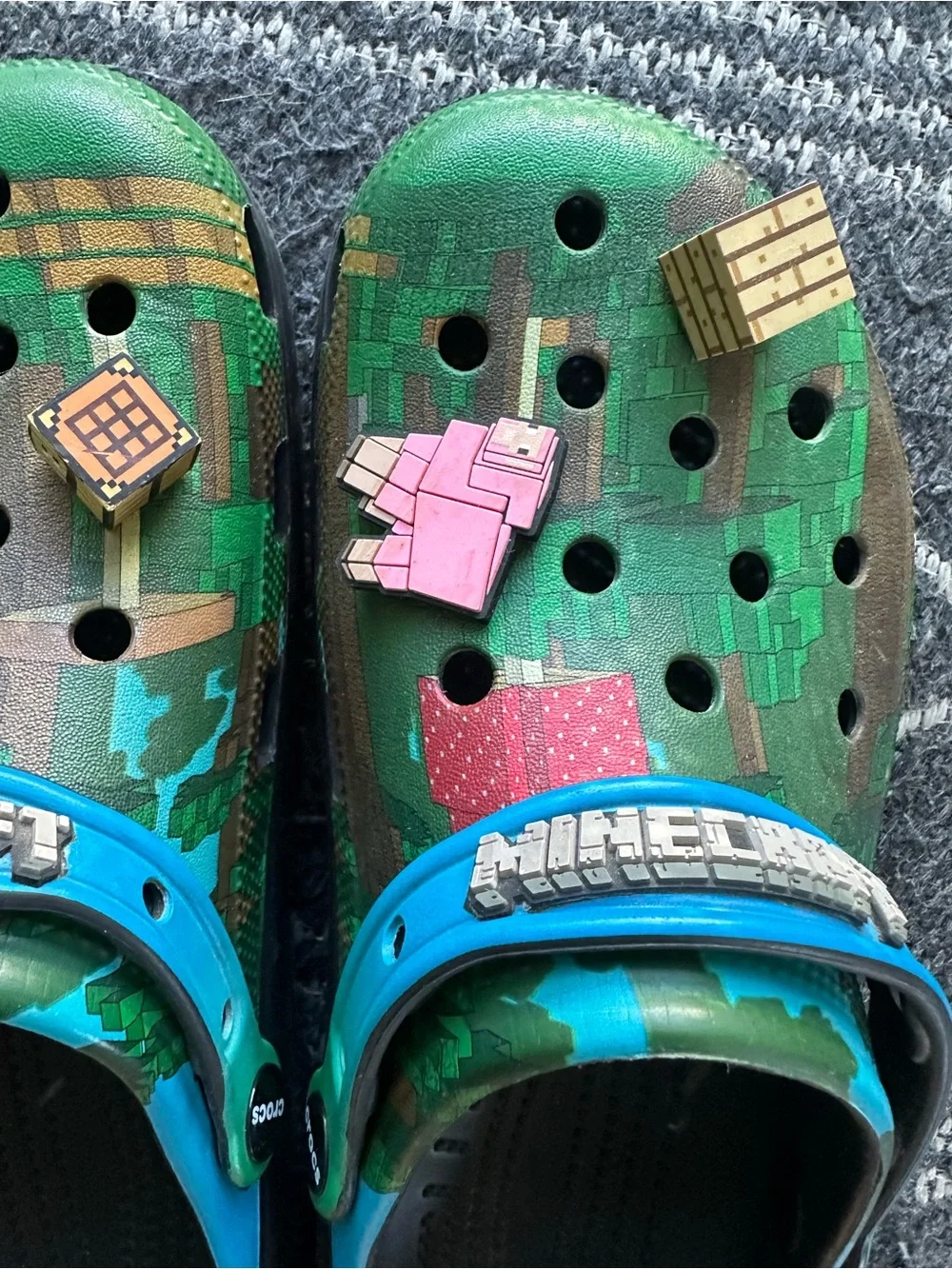 Minecraft Classic Clog